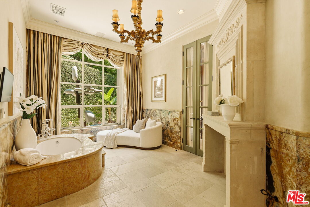 Property photo 44