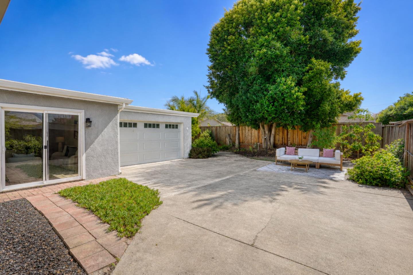 Property photo 50