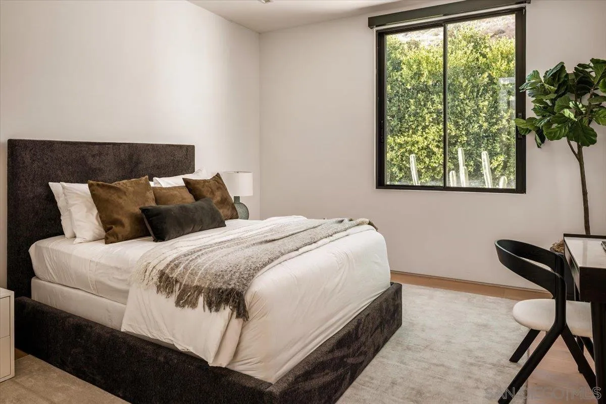 Property photo 50