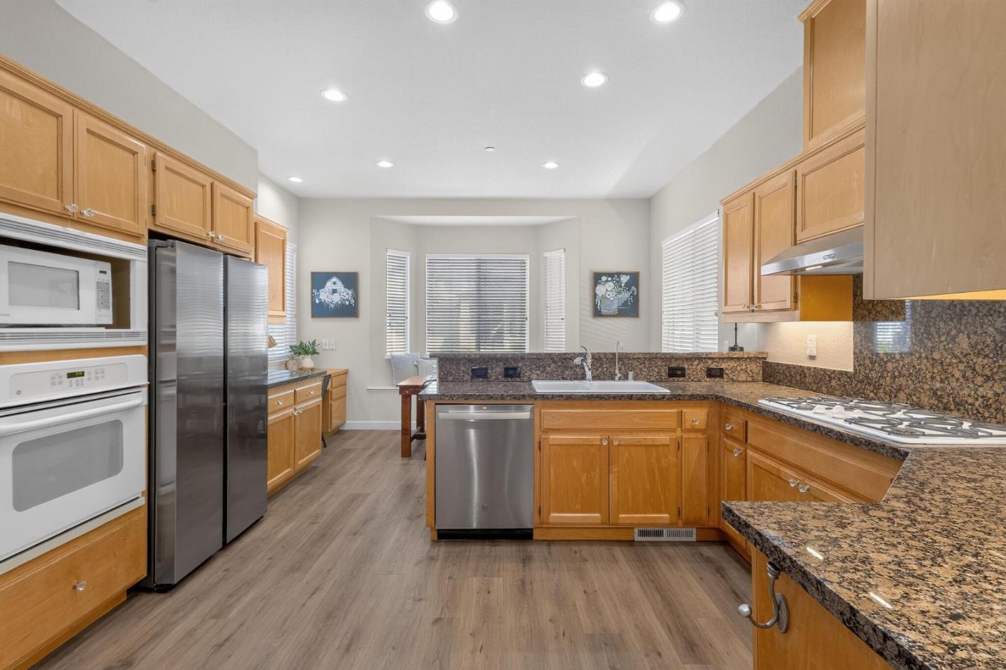 Property photo 42
