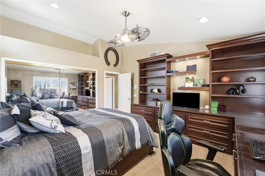 Property photo 50