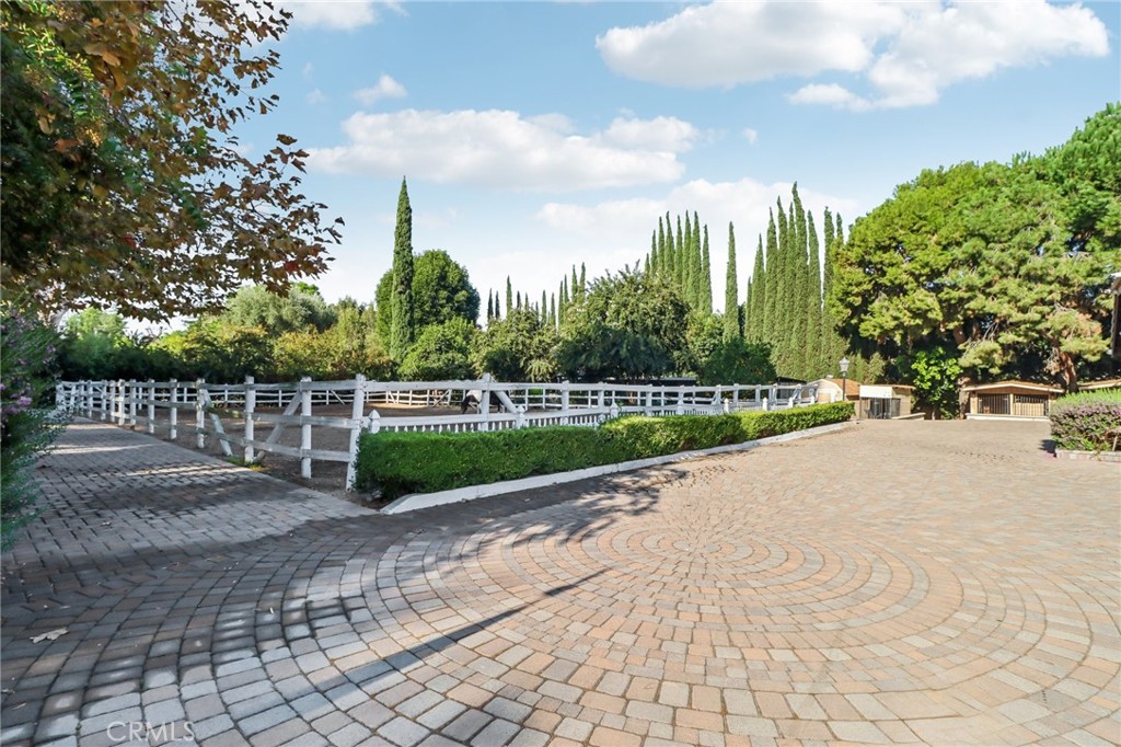 Property photo 50