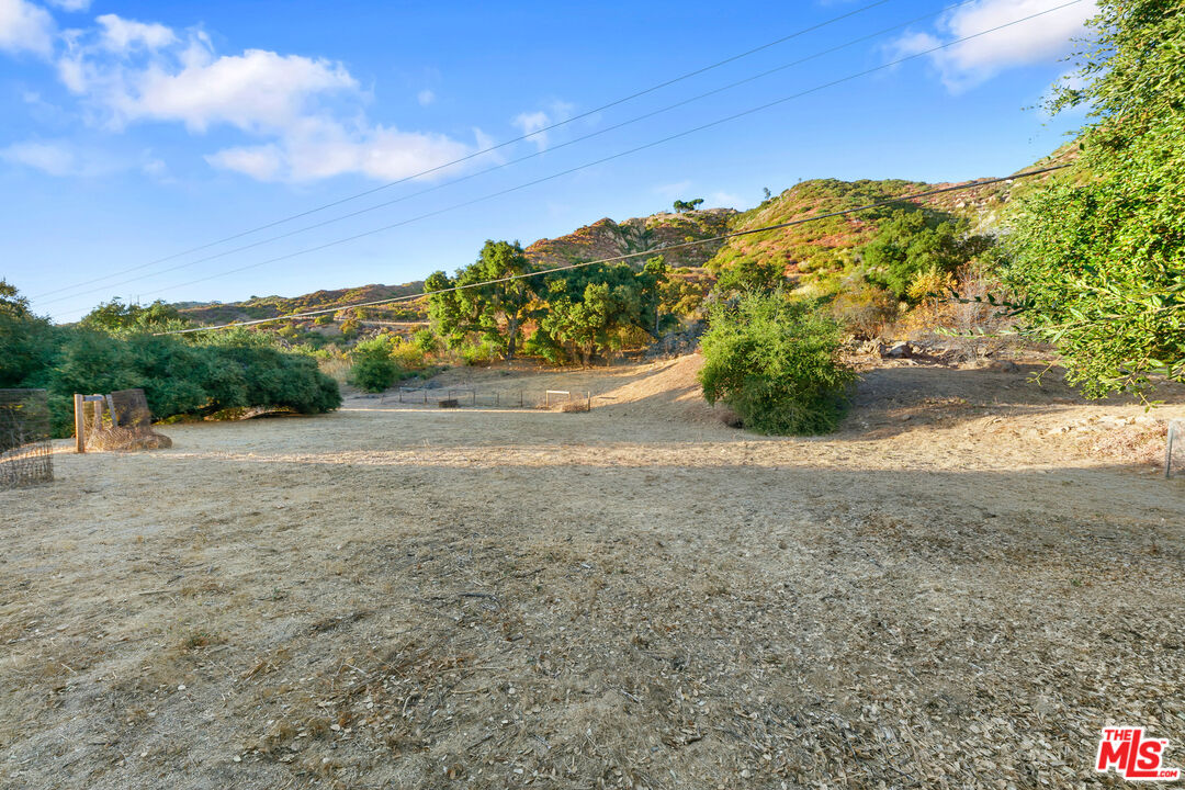 Property photo 31