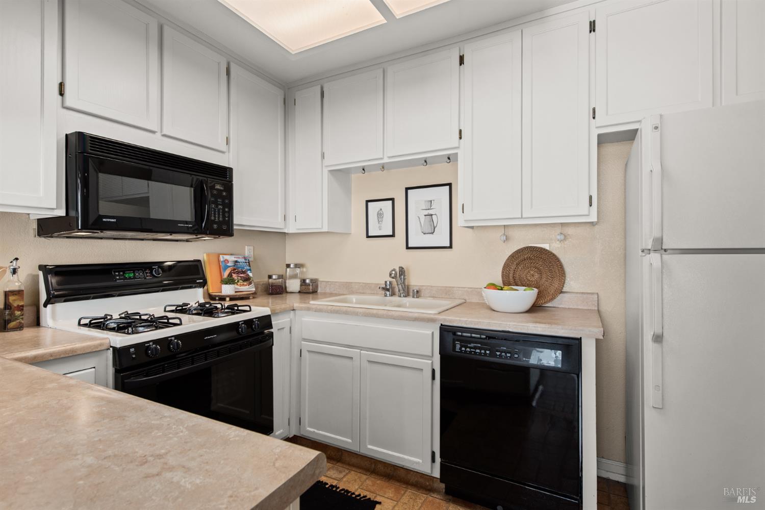 Property photo 22