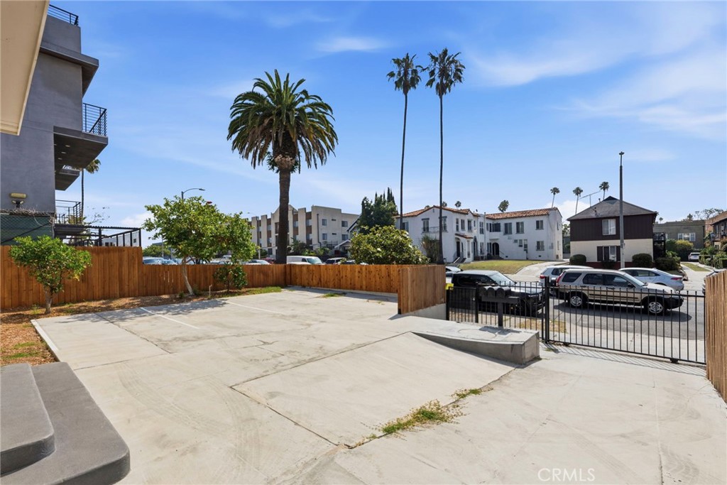 Property photo 28