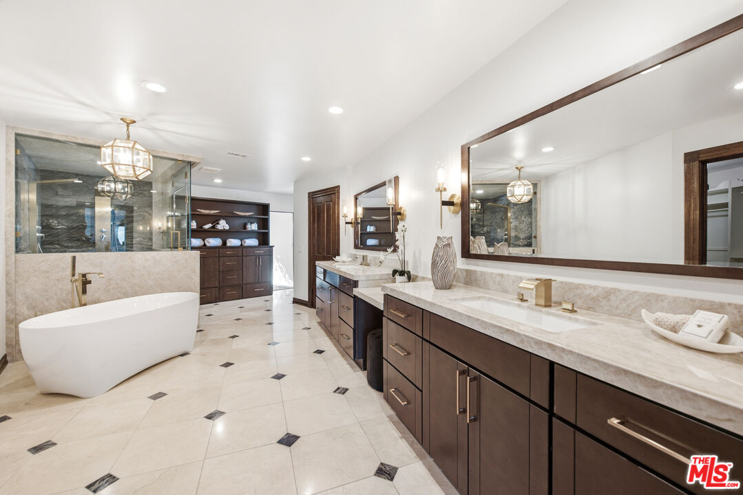Property photo 51