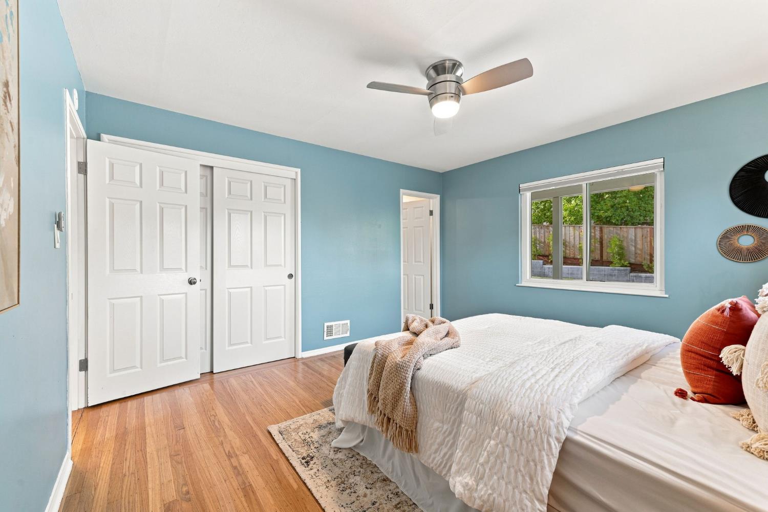 Property photo 37