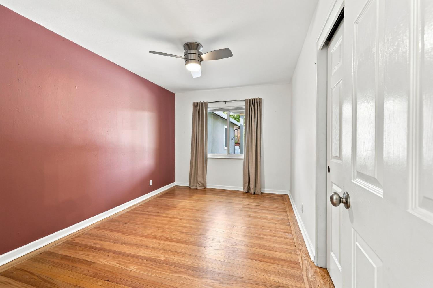 Property photo 46