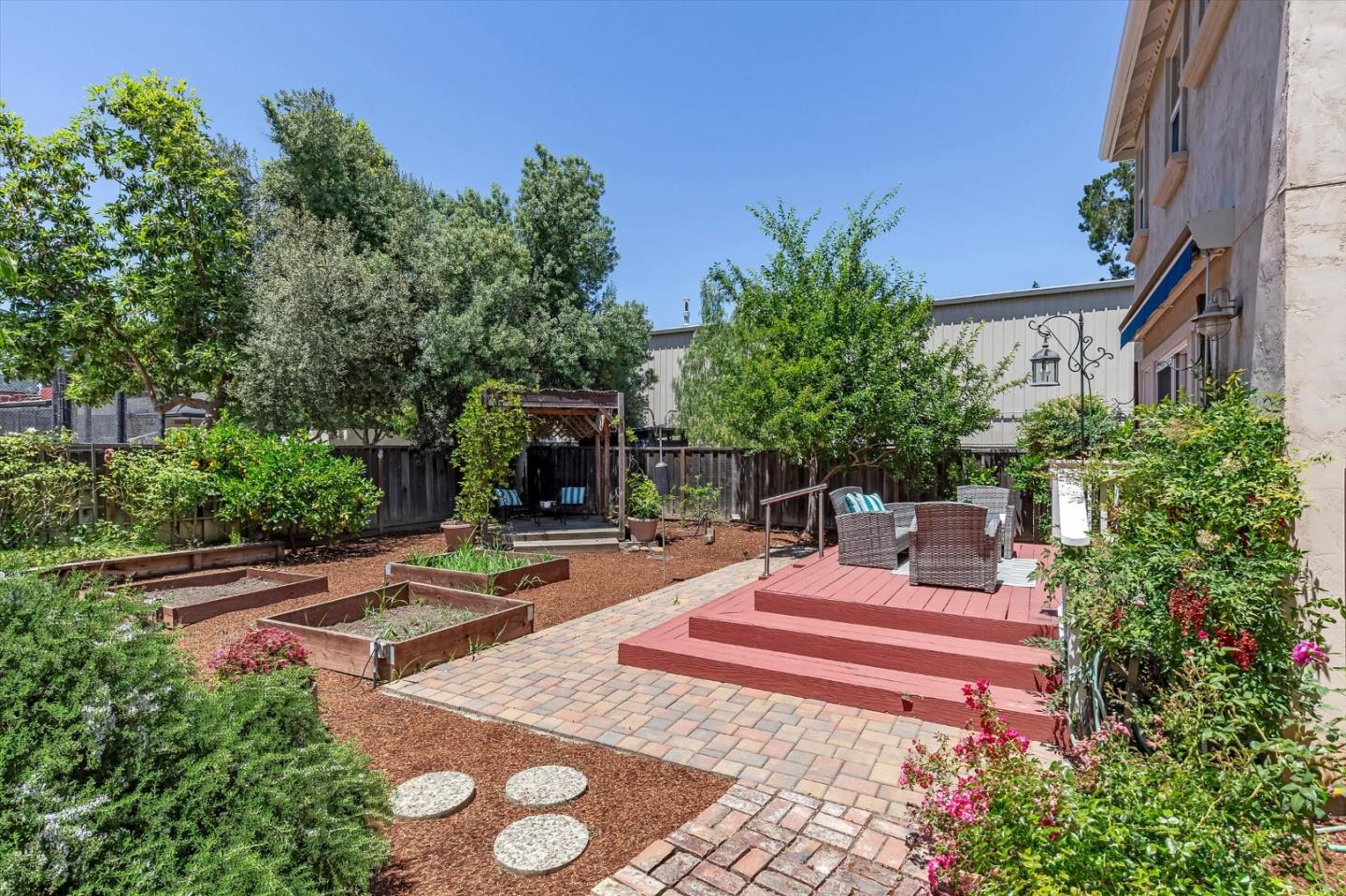 Property photo 33