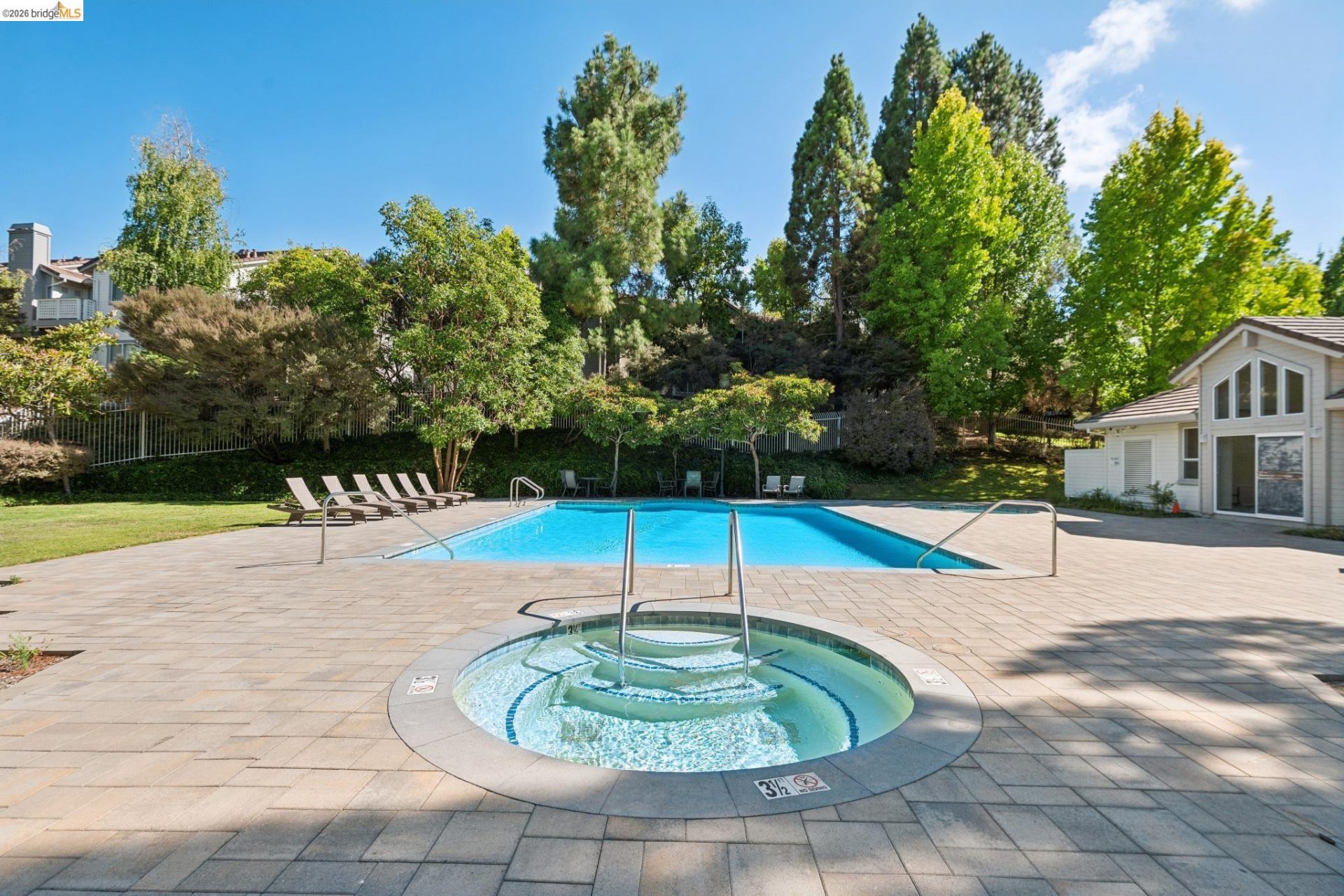 Property photo 43