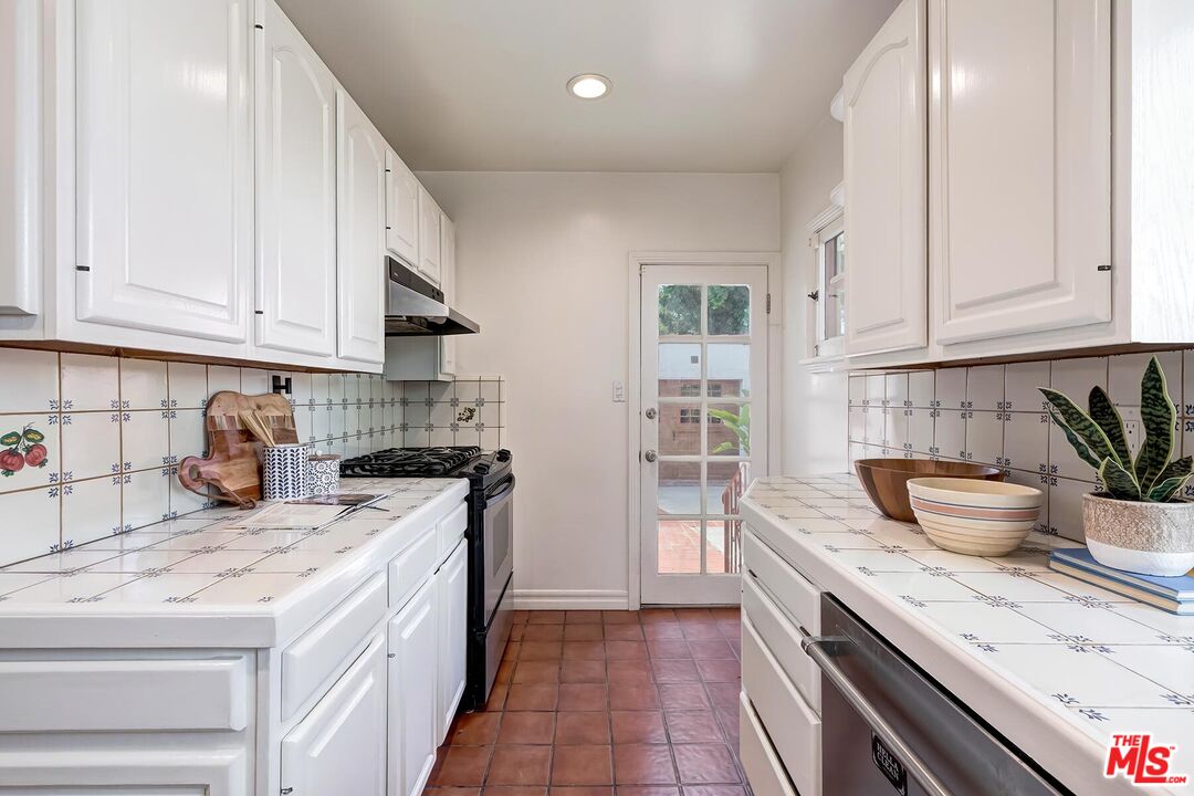 Property photo 25