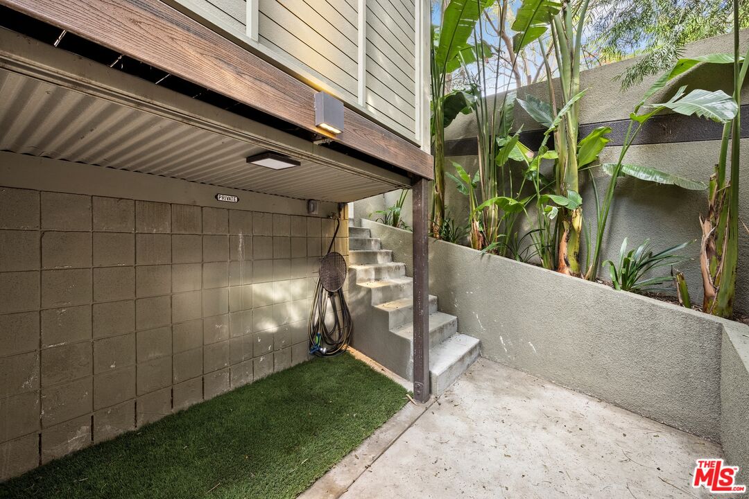 Property photo 28