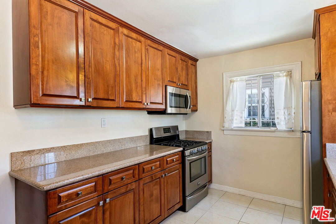 Property photo 38
