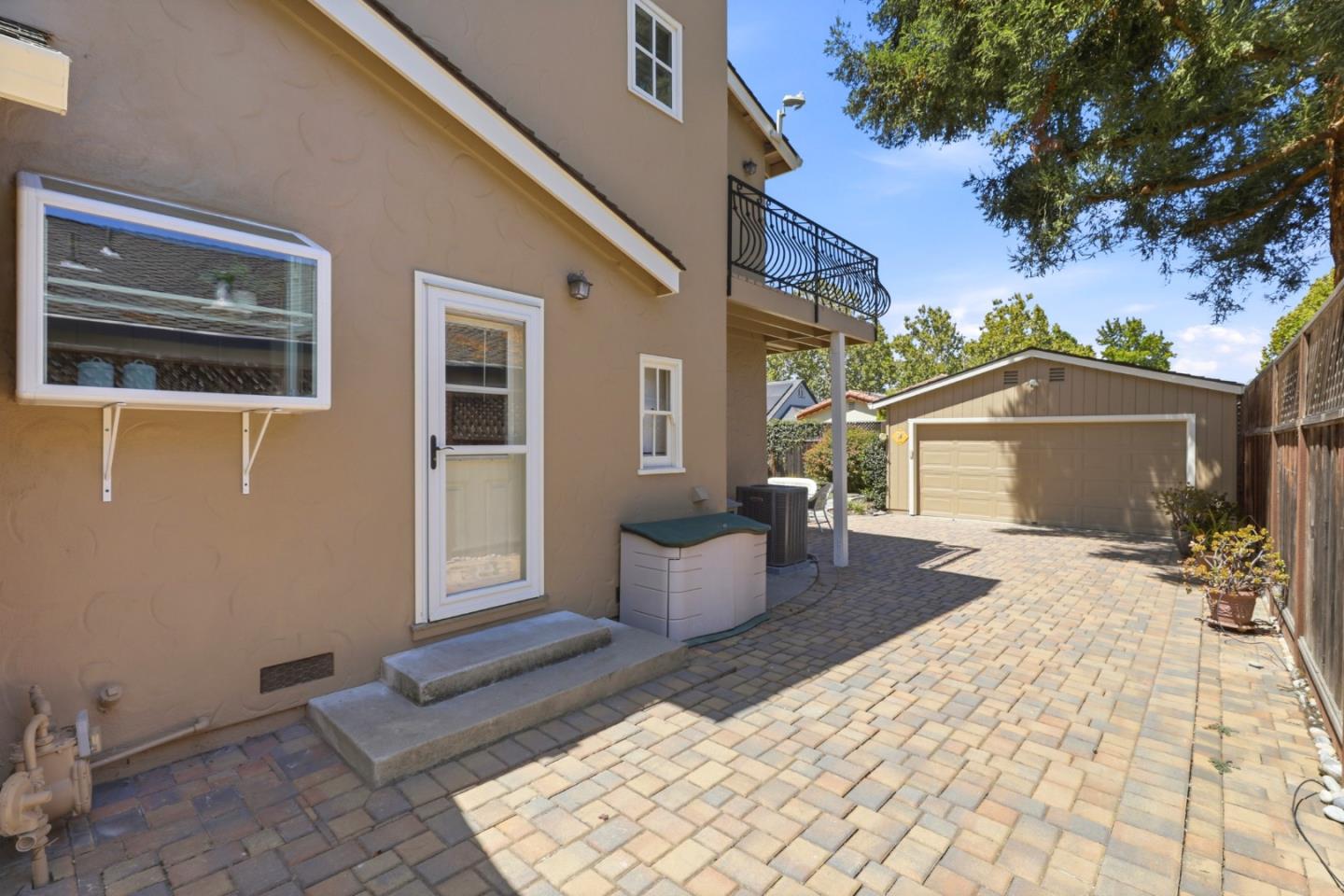 Property photo 30