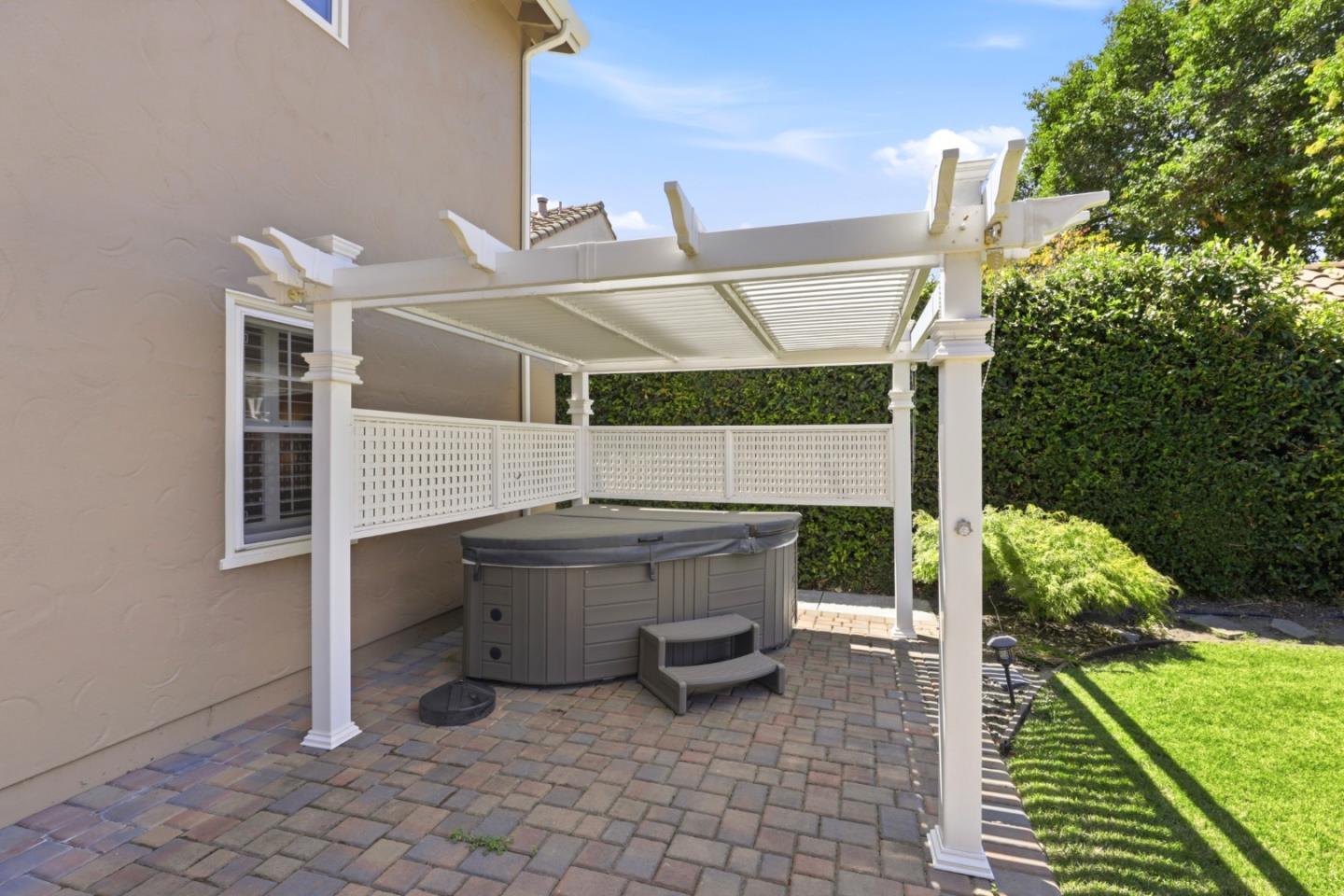 Property photo 32