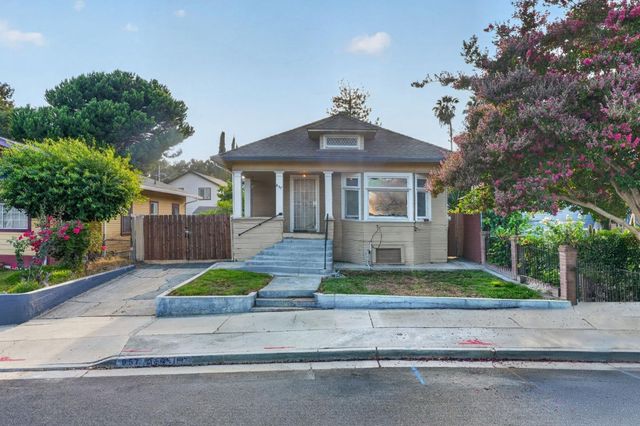 Property photo 42