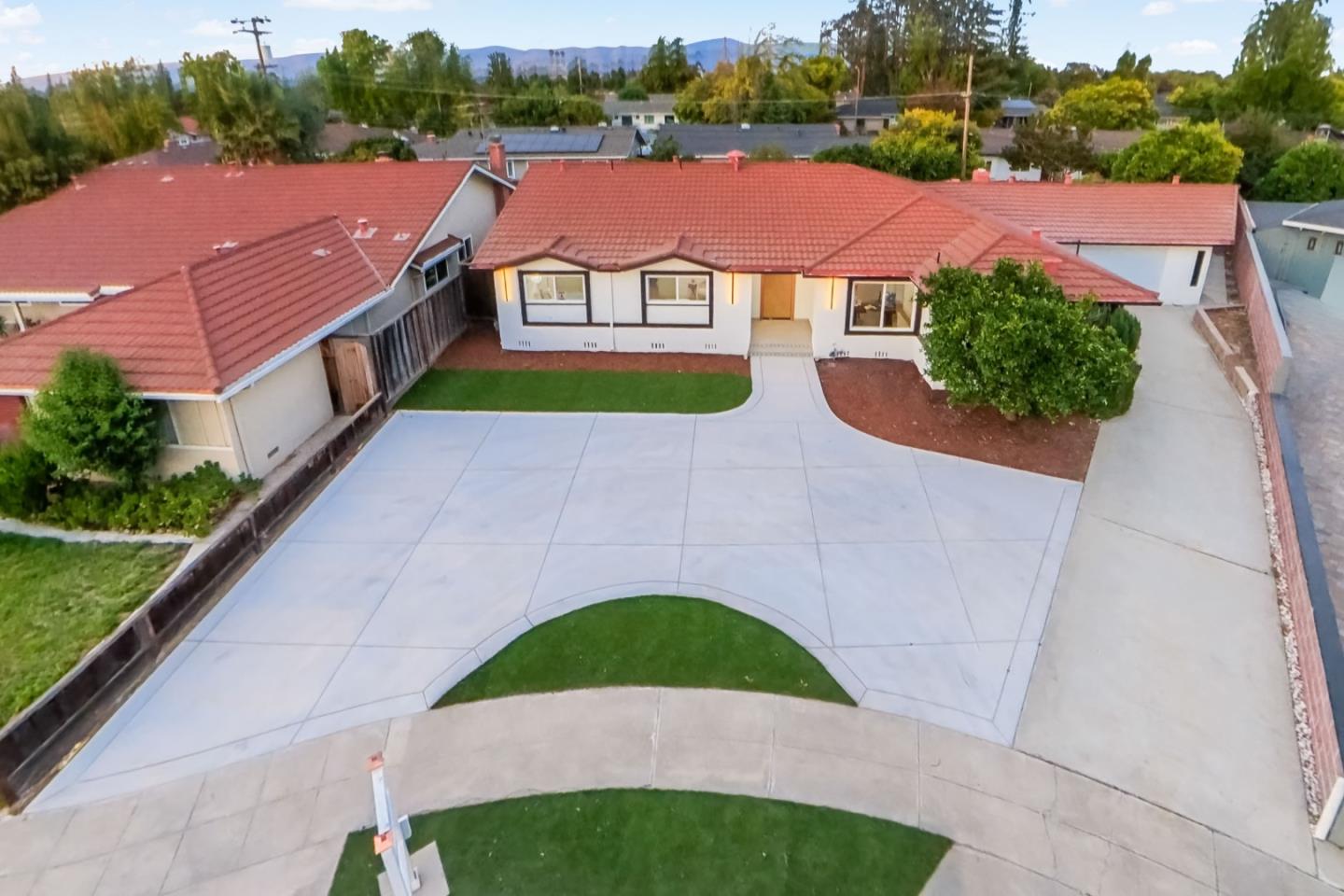 Property photo 37