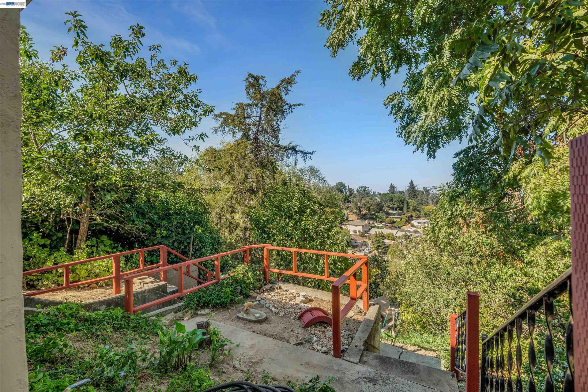 Property photo 35