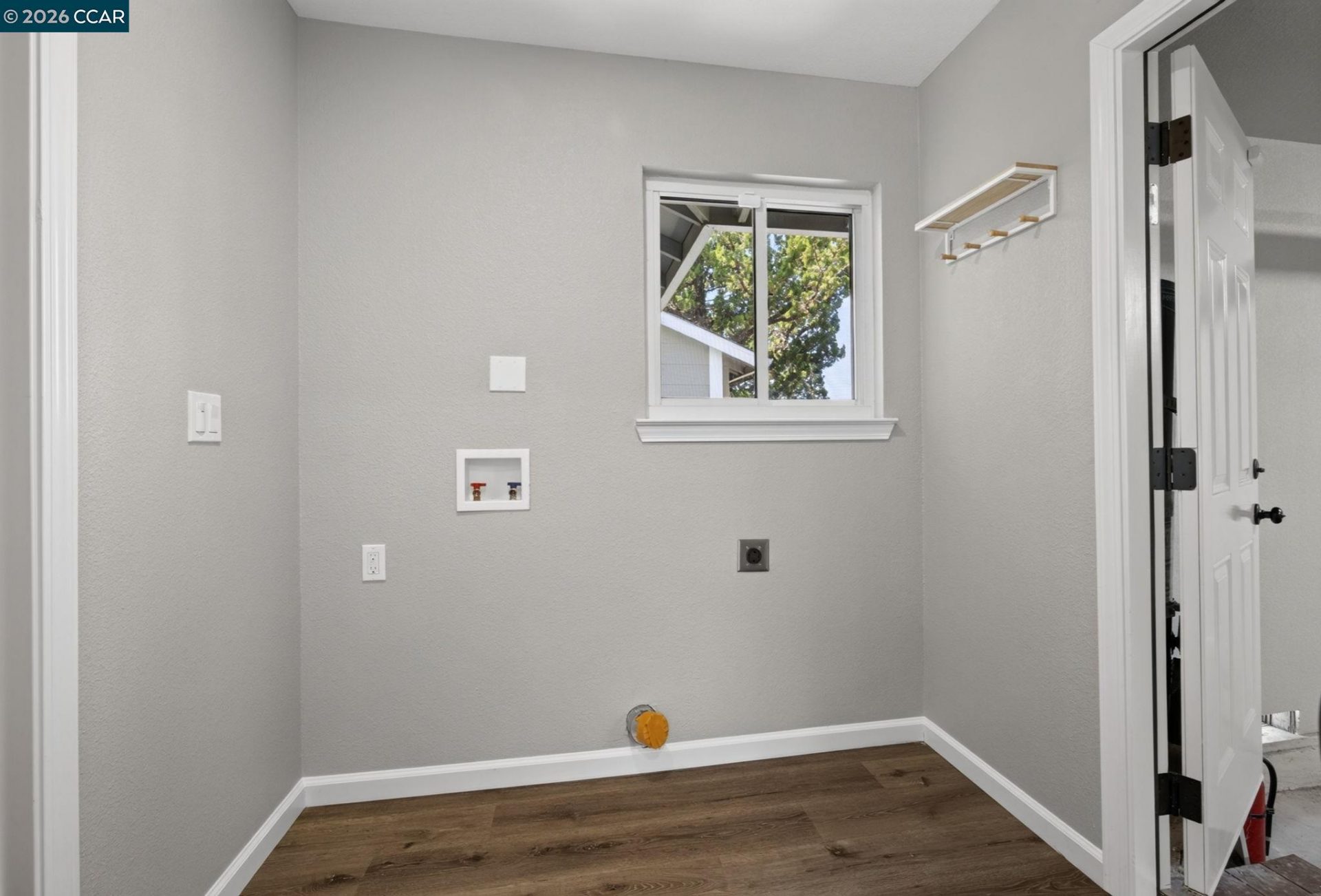 Property photo 28