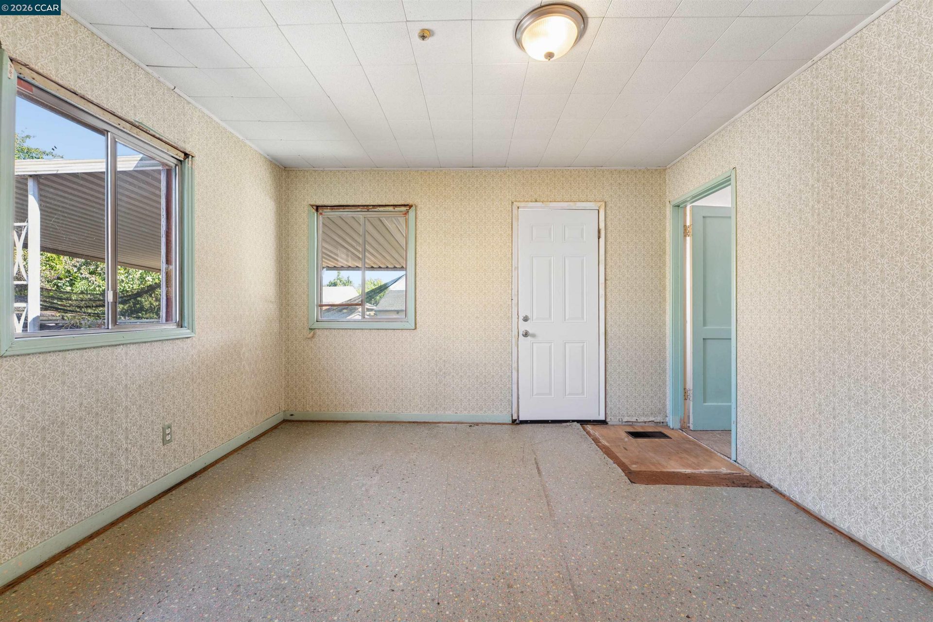 Property photo 31