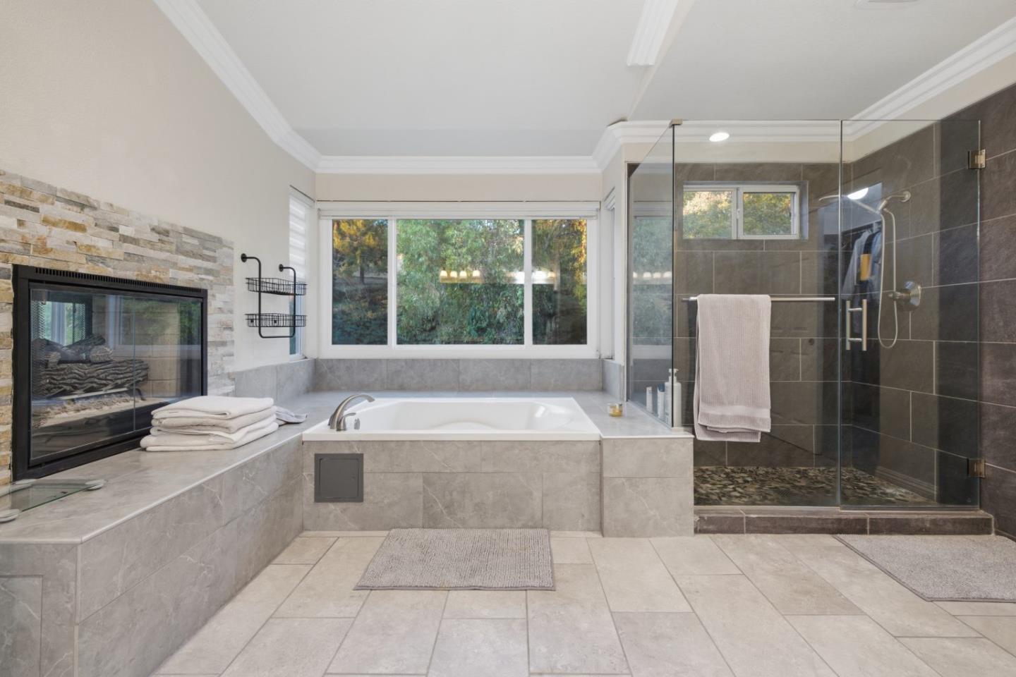 Property photo 48