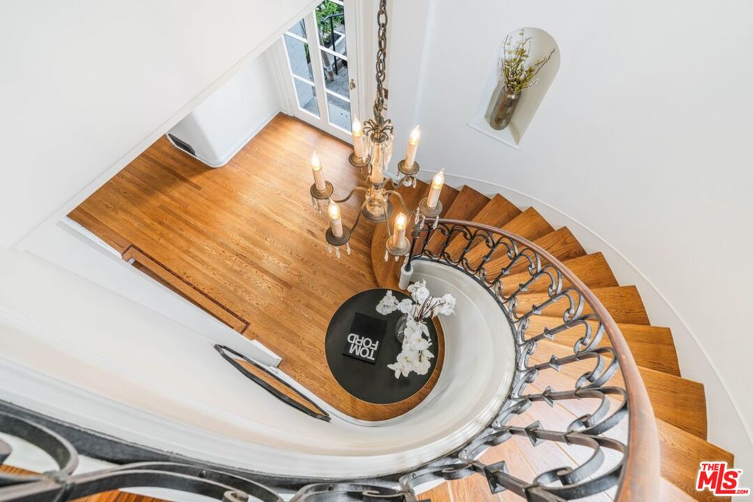 Property photo 25
