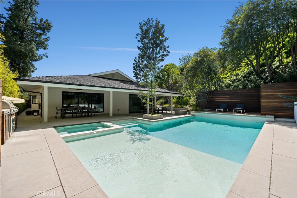 Property photo 36