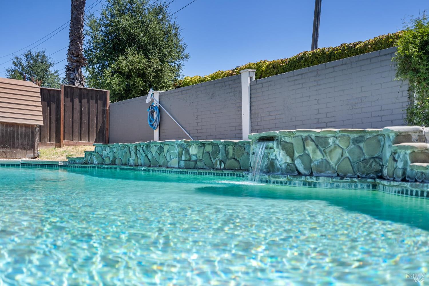 Property photo 31