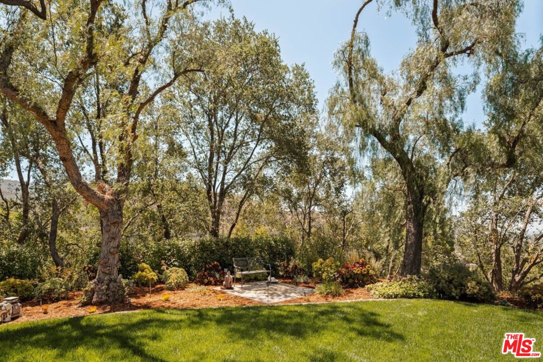 Property photo 40