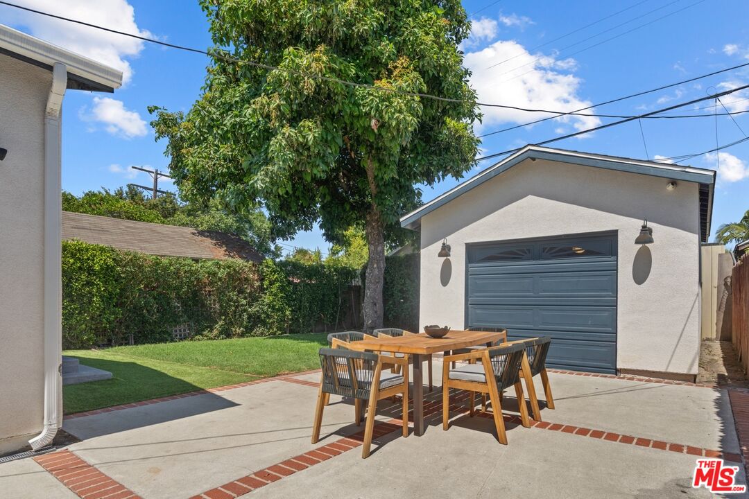 Property photo 32