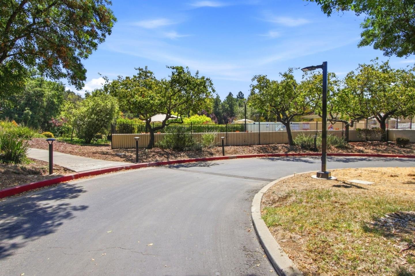 Property photo 43