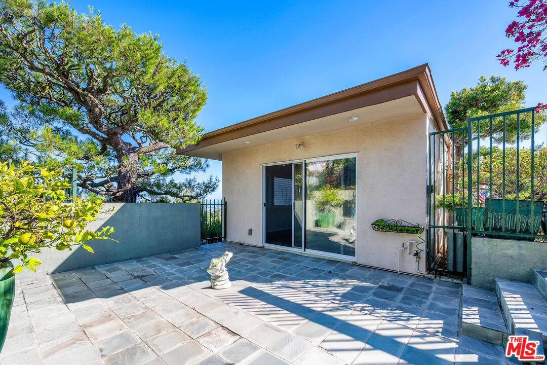 Property photo 25