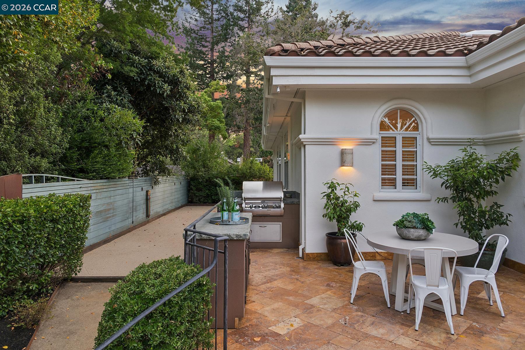 Property photo 37