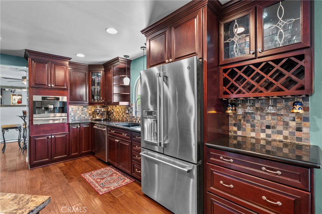 Property photo 38