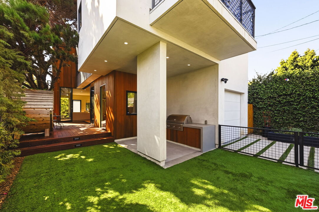 Property photo 28