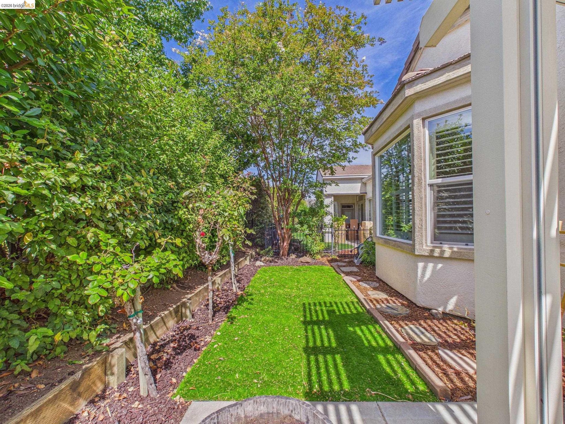 Property photo 38
