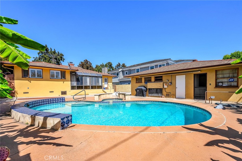 Property photo 31