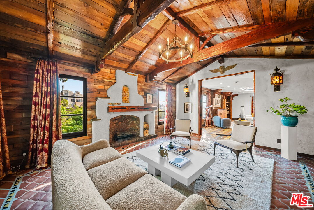 Property photo 31