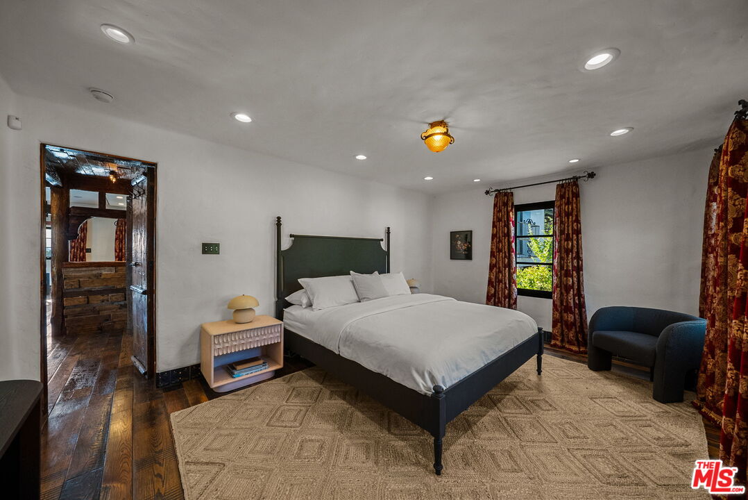 Property photo 43