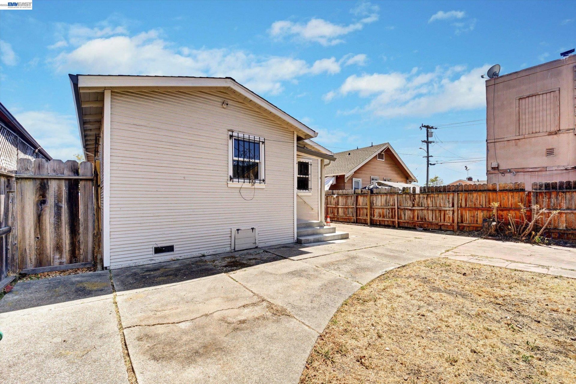 Property photo 33