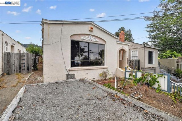 Property photo 44
