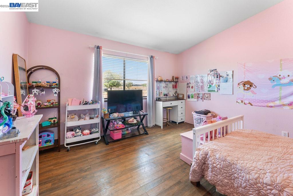 Property photo 43