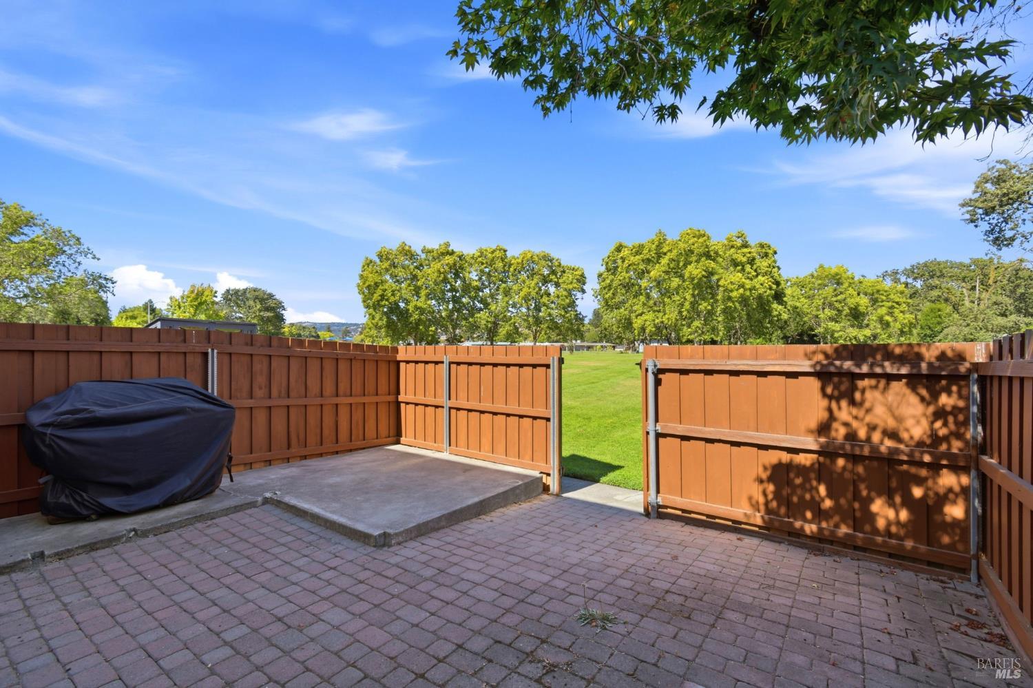 Property photo 33