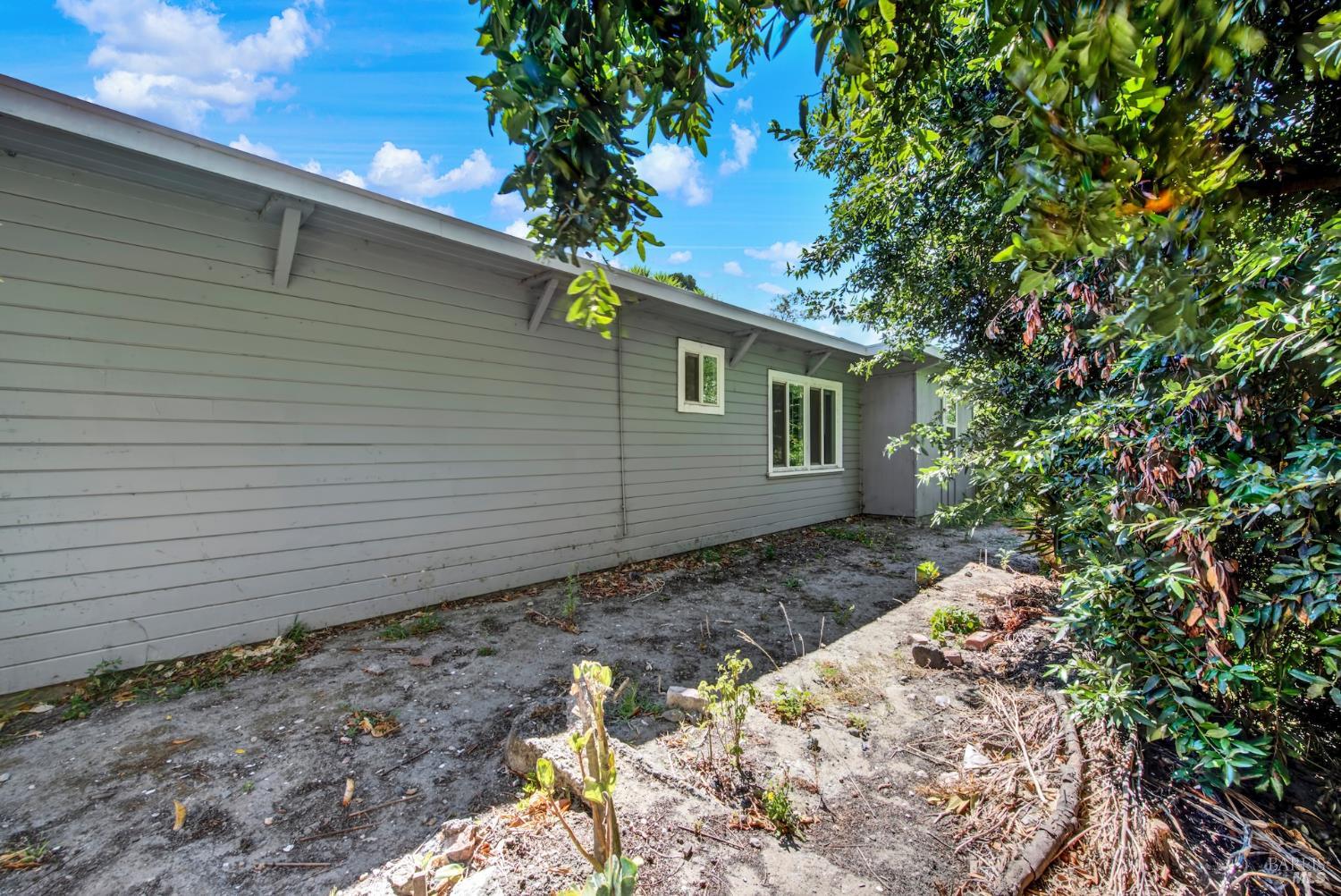 Property photo 43