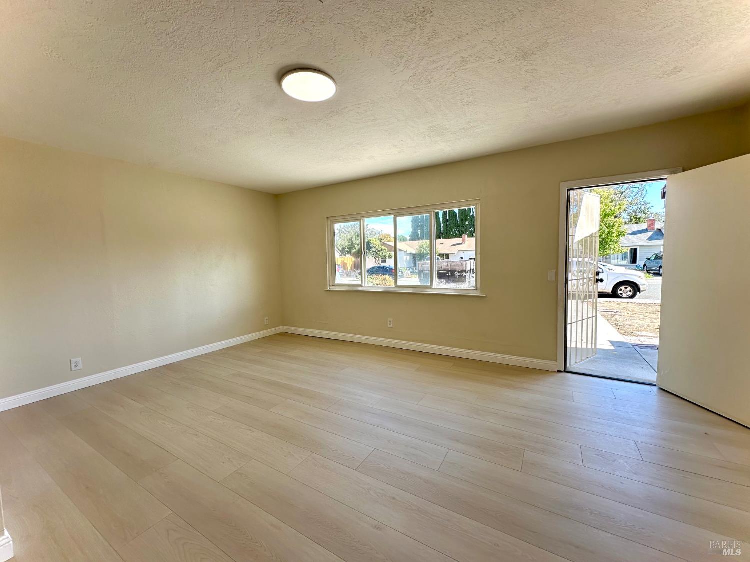 Property photo 51