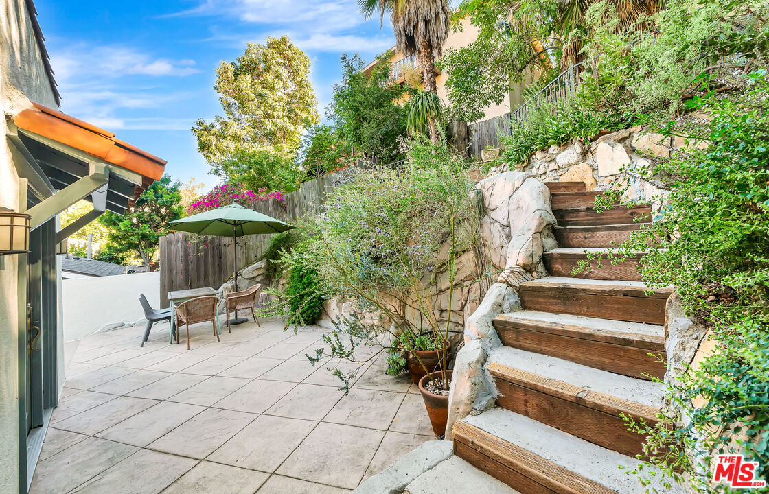 Property photo 38