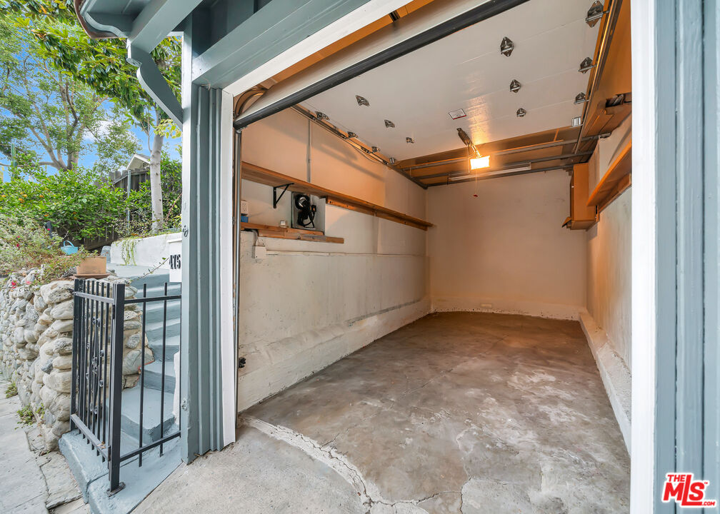 Property photo 46