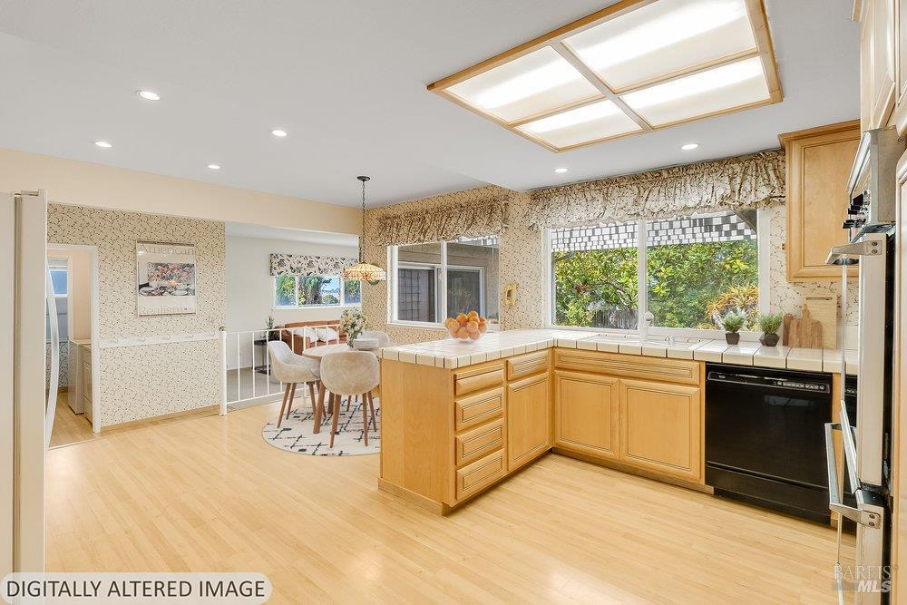 Property photo 25