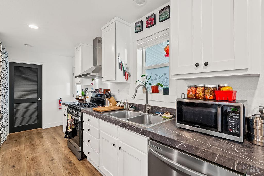 Property photo 28