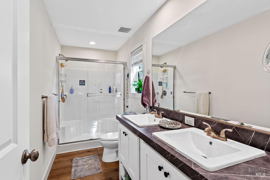 Property photo 38